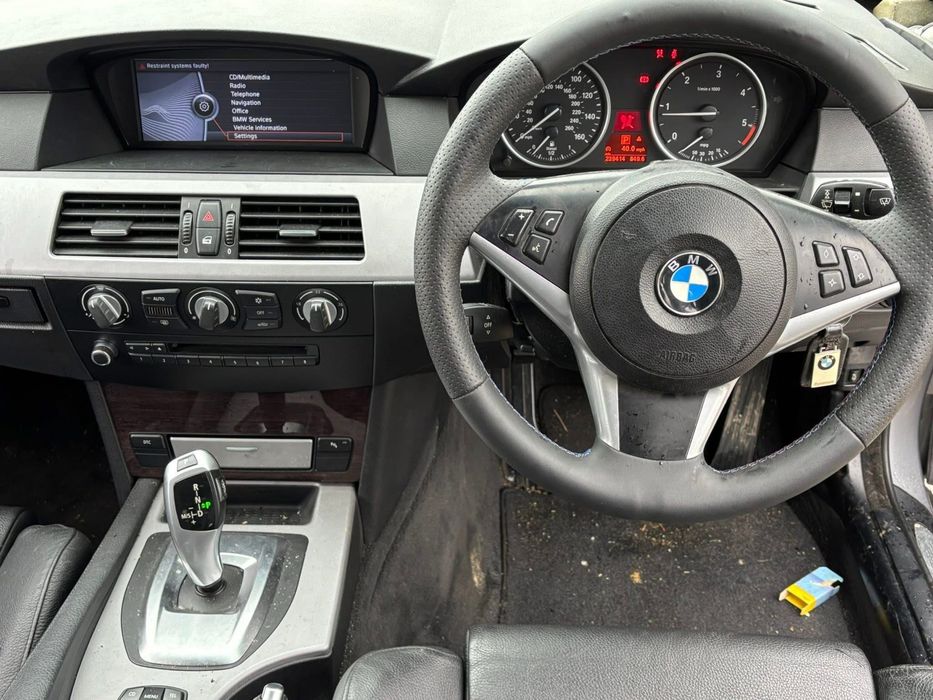 Dezmembrez BMW 520 M Pack Lci E61 2.0d 177cp, M ,Navi Cic,Soft close