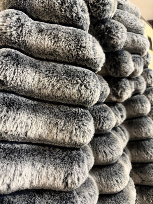 Haina de Blana cu guler