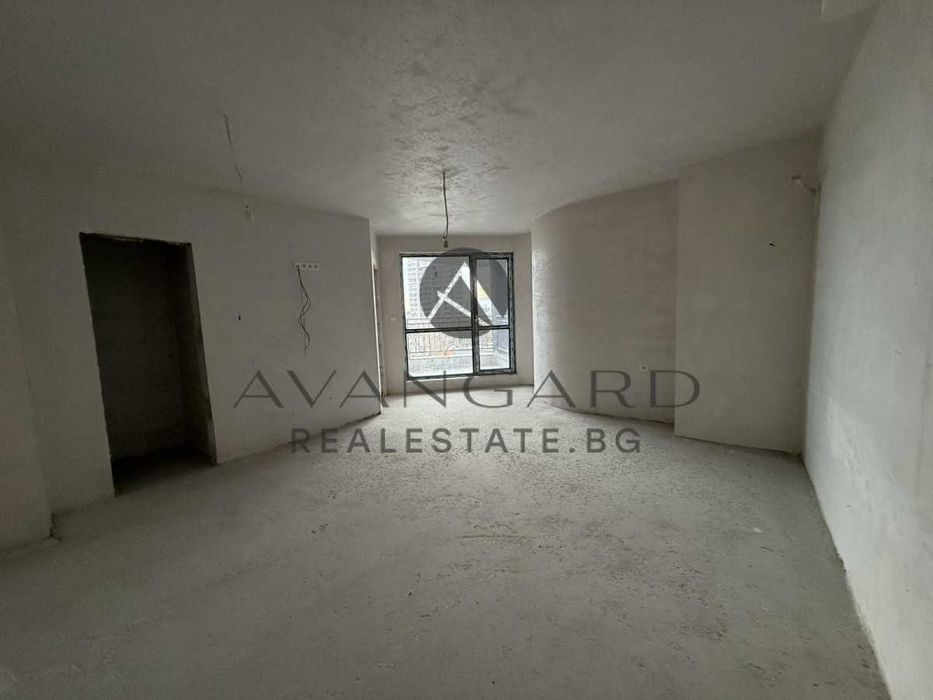 Продава се Двустаен апартамент в Пловдив, Център - 62 кв.м за 2775 €/кв.м - Снимка #1