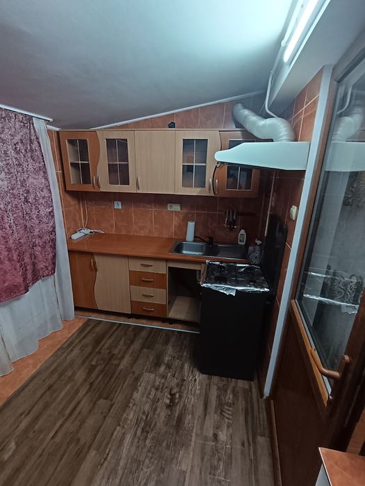 Garsoniera de închiriat