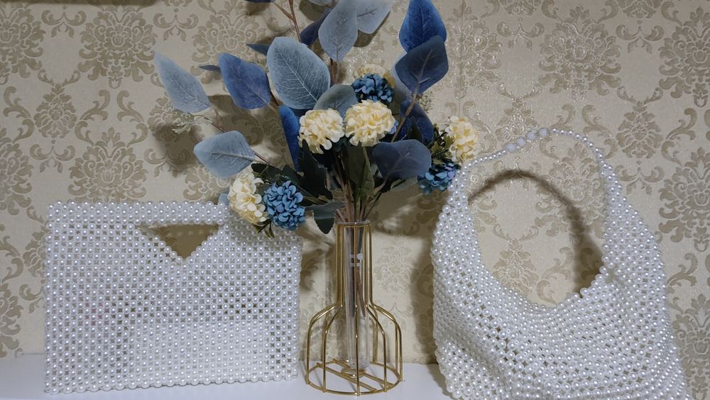 Сумки клатчи ручной работы из бусин