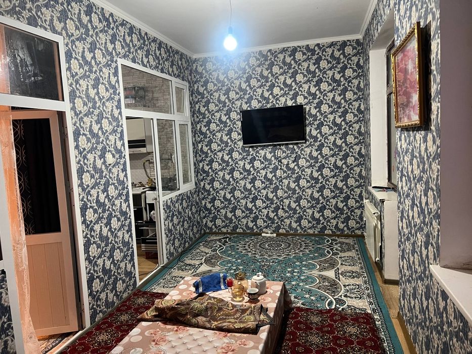 Tinchlik ofis oldida.Hamma qulayliklarga ega Dom sotiladi.