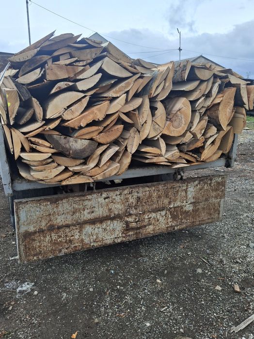 Laturoaie de fag, am și uscate de 2 ani.