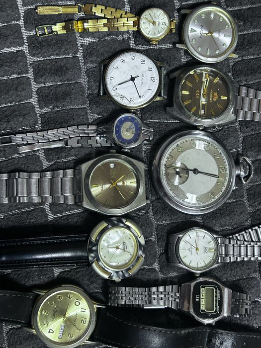 Продавам Стари часовници