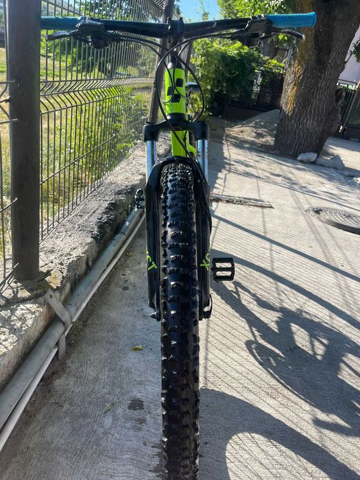 Bicicleta cube aim pro