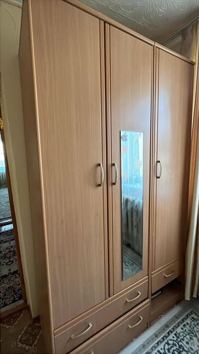 Шкаф бу срочно продается