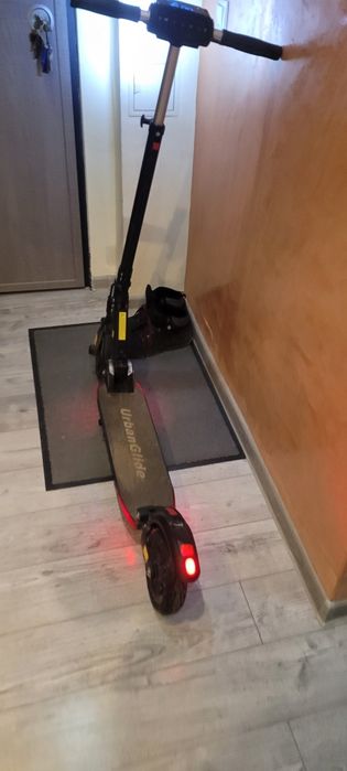 Trotineta electric urban glide e scooter 81 boost