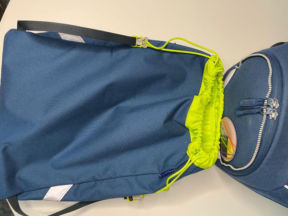 Ghiozdan Rucsac școlar ergonomic Ergobag Cubo Set, set de 2 piese