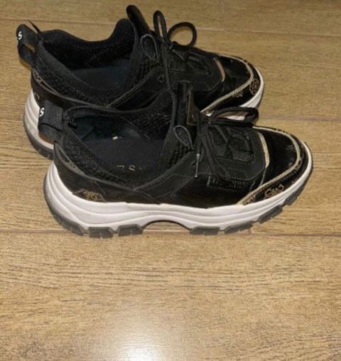 Дамски обувки Guess