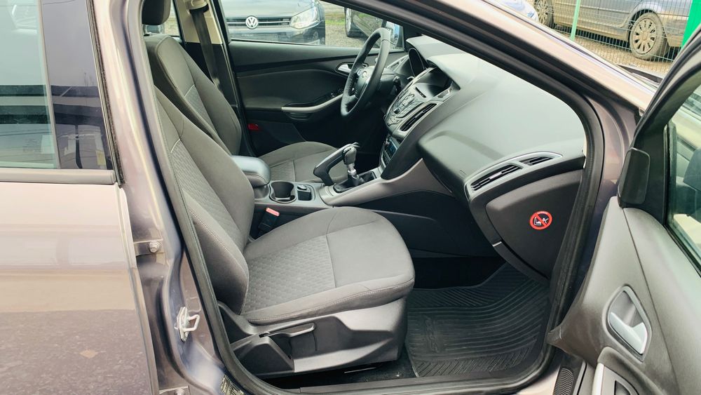 Ford Focus 3 Turnier/Combi 1.6 TDCi EURO 5 * CLIMATRONIC * AN 2013