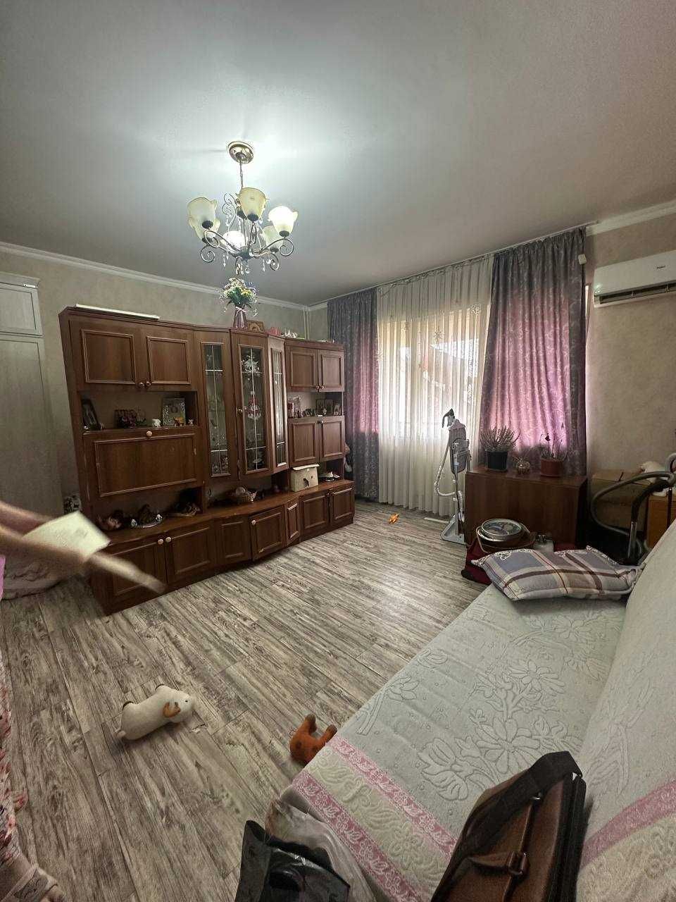 Срочно продаеться квартира рядом с базаром Кадышева(МА)