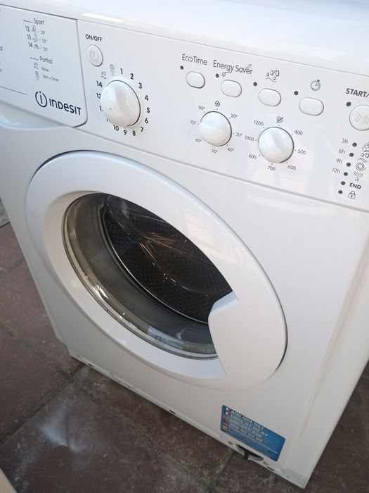 Mașină de spălat AEG Baunekt 100052W