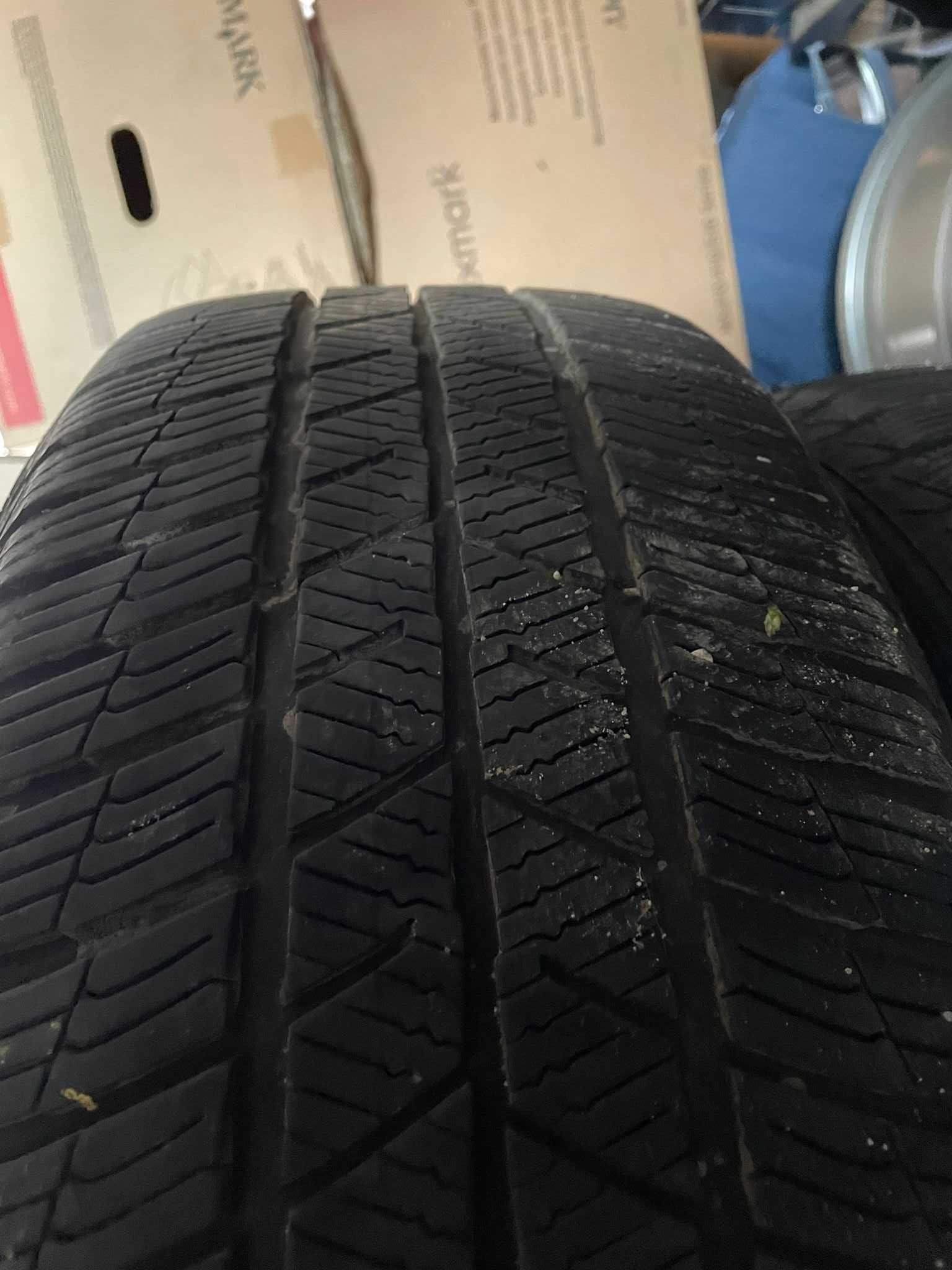 Jante BMW X1 F48 X2 F39 225 55 17 iarna Barum Polaris XL