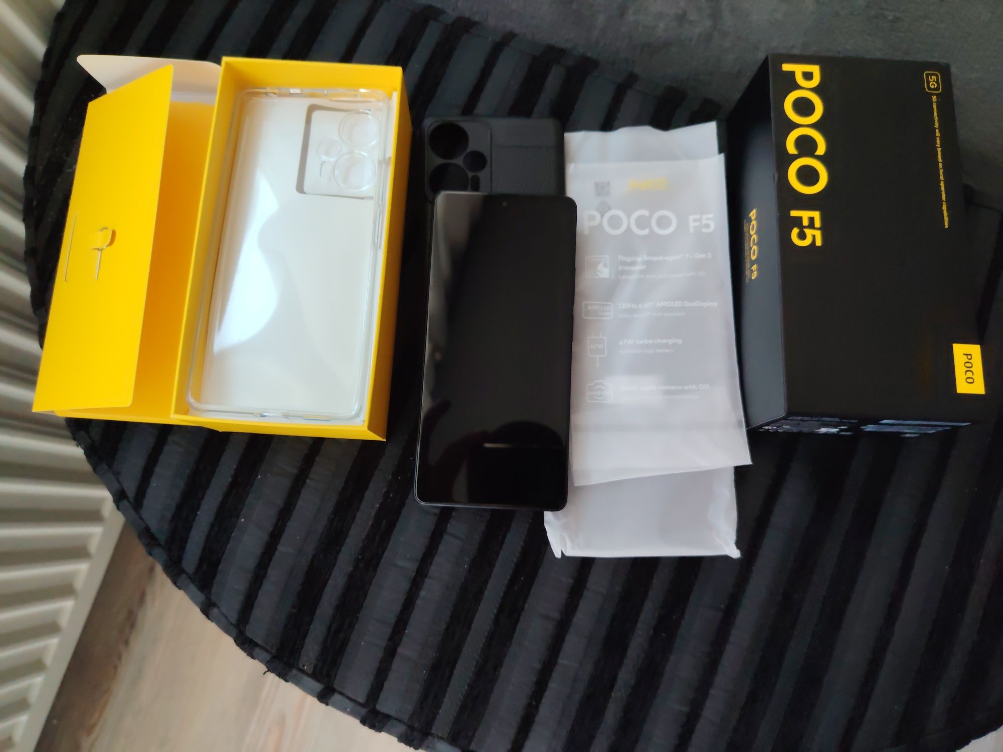 Продавам Неразличим от нов Xiaomi Poco F5
