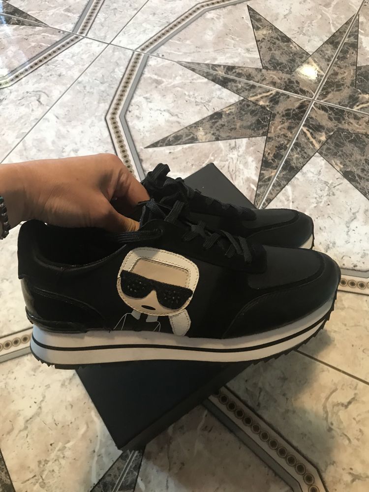 Sneakers  Karl Lagerfeld dama din piele Nr 38