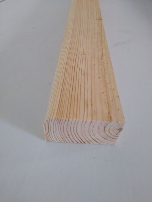 Lati pentru tigla/plinta R6, din molid USCAT, lungime de 4 metri