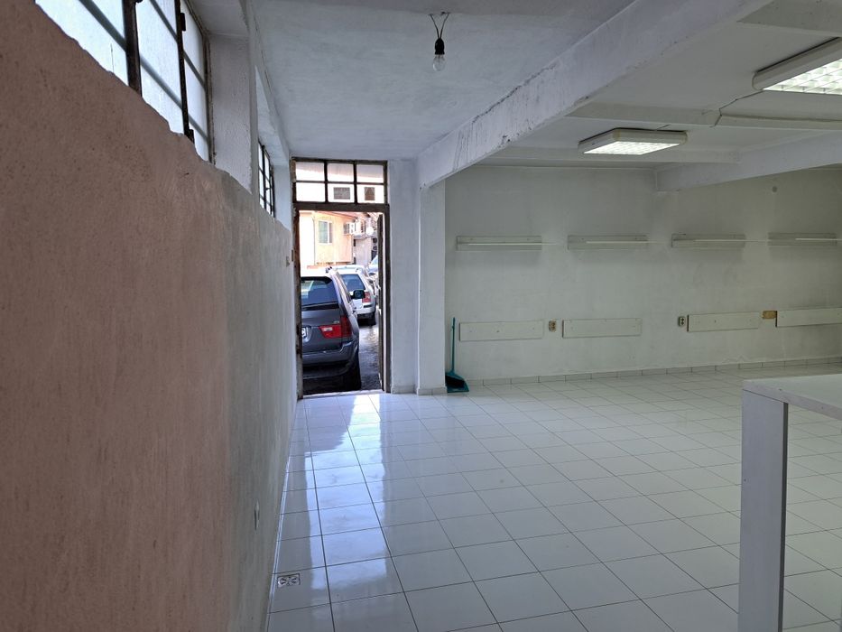 Дава се под наем Склад в Варна, Максуда - 110 кв.м за 450 € - Снимка #3