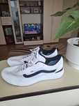 Adidas Vans Ultra Range , noi , marimea 47 ( 31 cm)