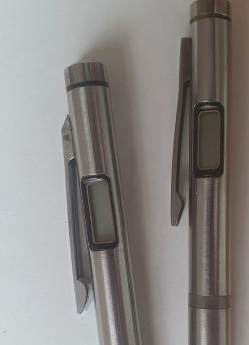 Amnar cu pix si ceas cu pix