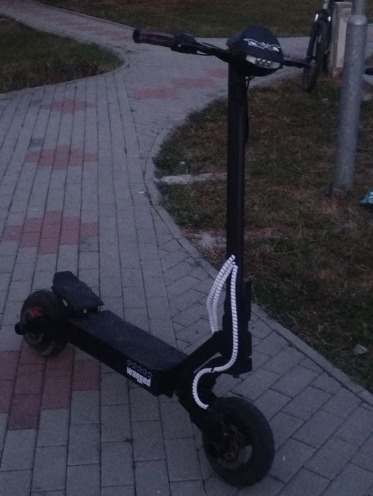 Vând G2 2024 Custom