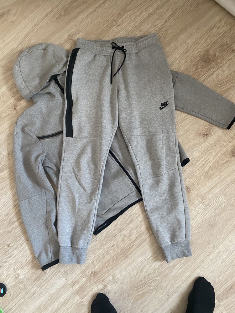 Мъжки Екип Nike tech fleece Grey