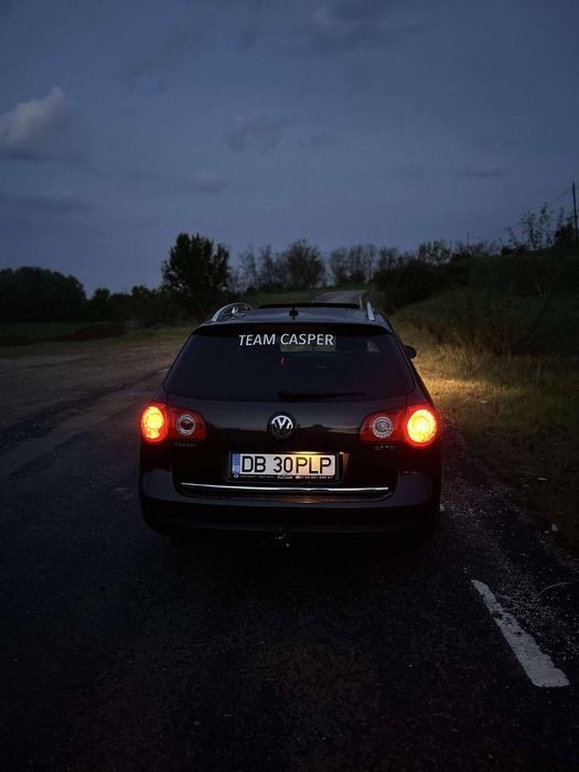Vand pasat b6 masina merge foarte bine nu are nicio problema acte la z
