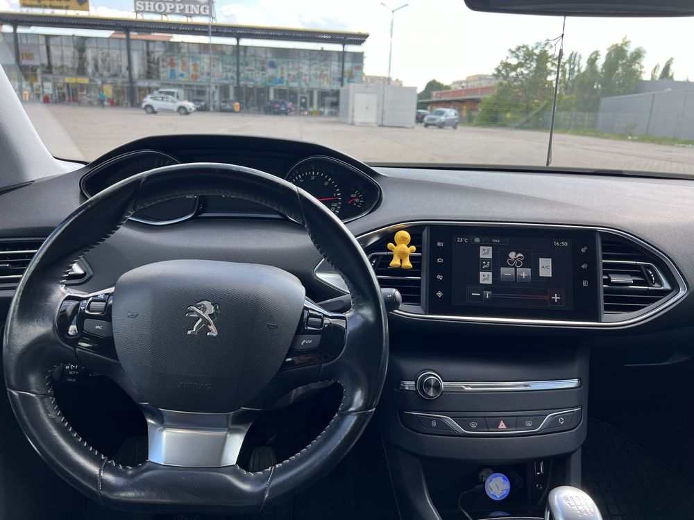 Peugeot 308, iunie 2017, 1.6HDI - 120CP