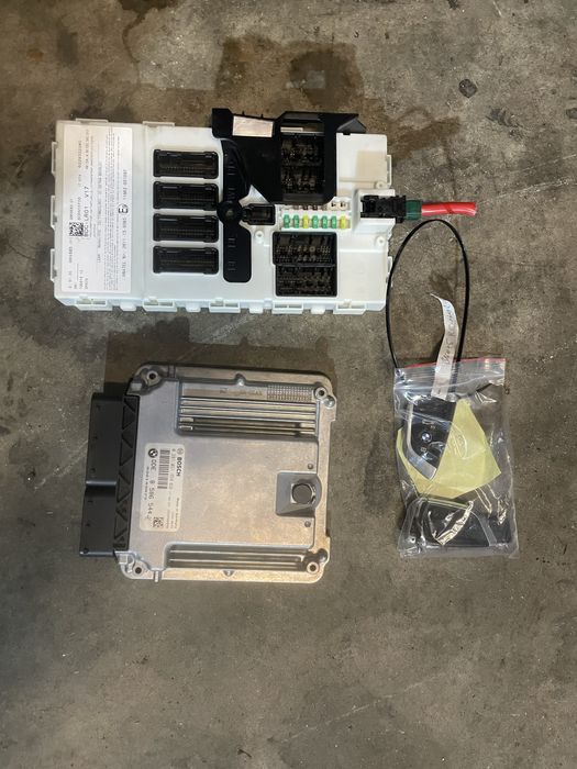 Компютър/ БДЦ/ ключ БМВ Х5, Ф15 (ecu/ bdc bmw f15)