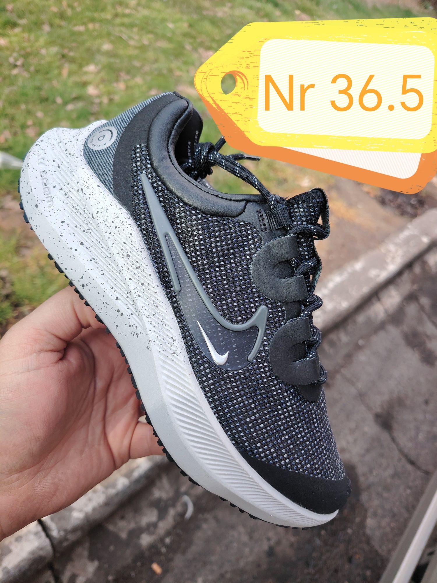 Nike alergare femei impermeabili Nr 36.5