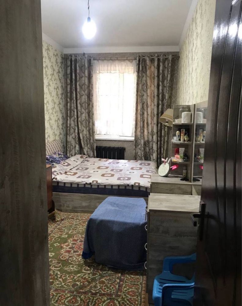 ПРОДАЕТСЯ Квартира! Чиланзар 10 квартал, 2/1/4 со своим подвалом!