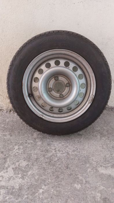 Зимни гуми 175/65R14 с джанти 6Jx14h2