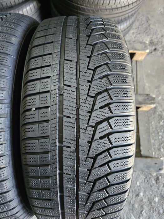 2 anvelope iarna 215 60 16 Hankook