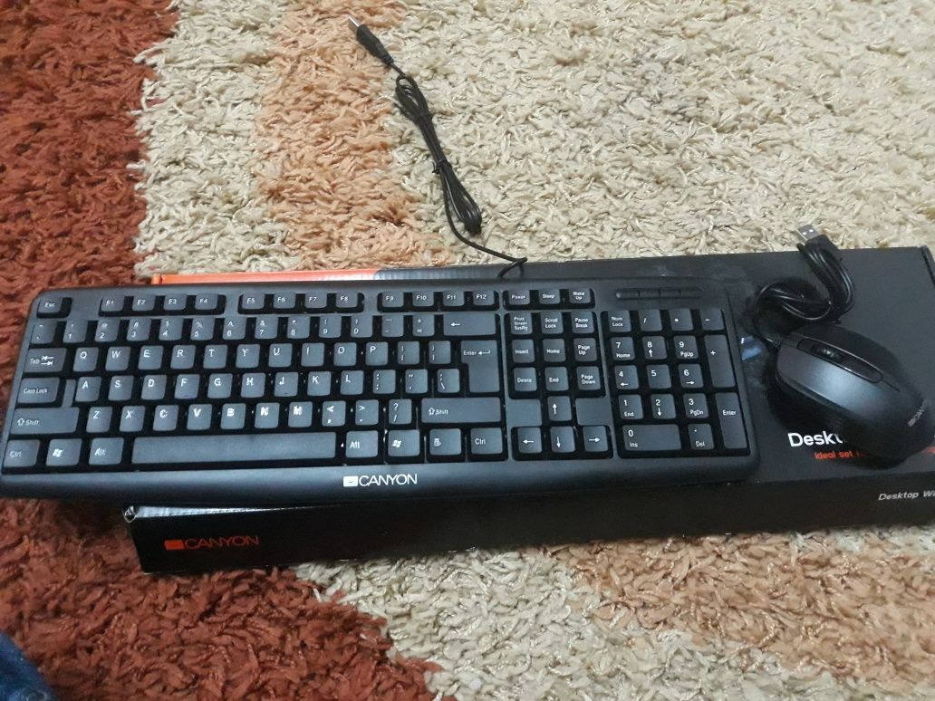 Pachet tastatura + mouse optic Canyon Nou