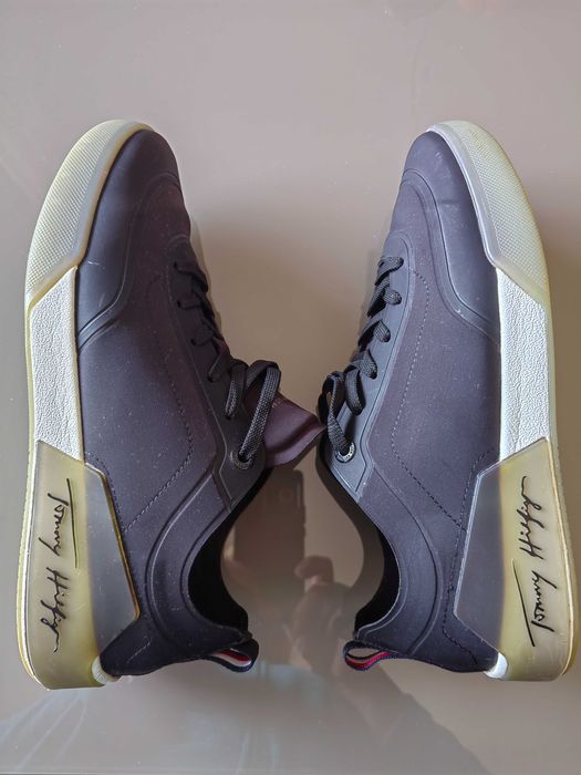 Маратонки NIKE AIR max и кецове Tommy Hilfiger 41Н-Р