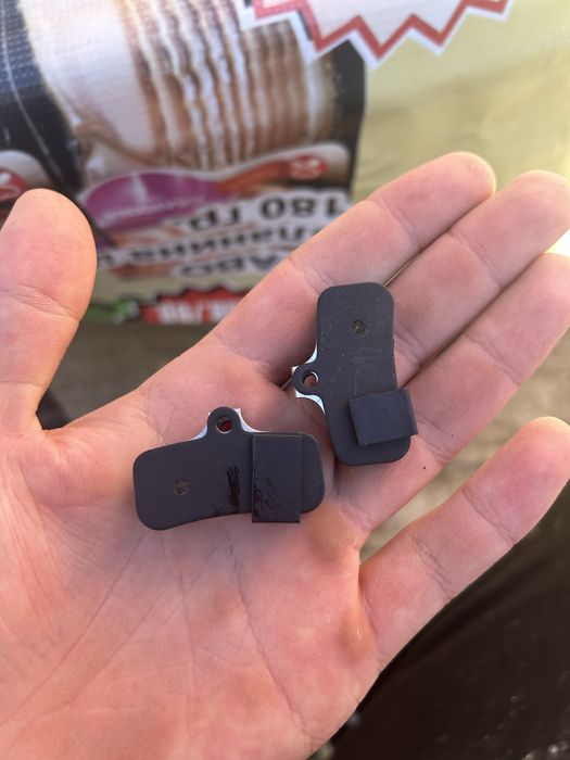 Останали части за downhill колело