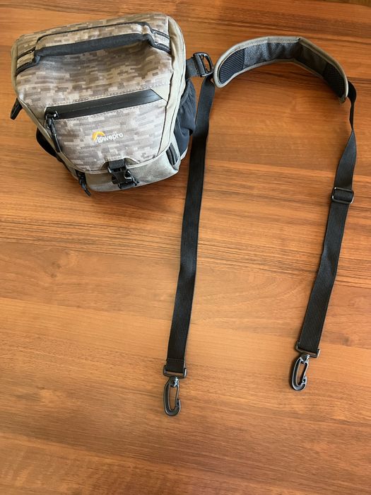 Lowepro Nova 140 AW II