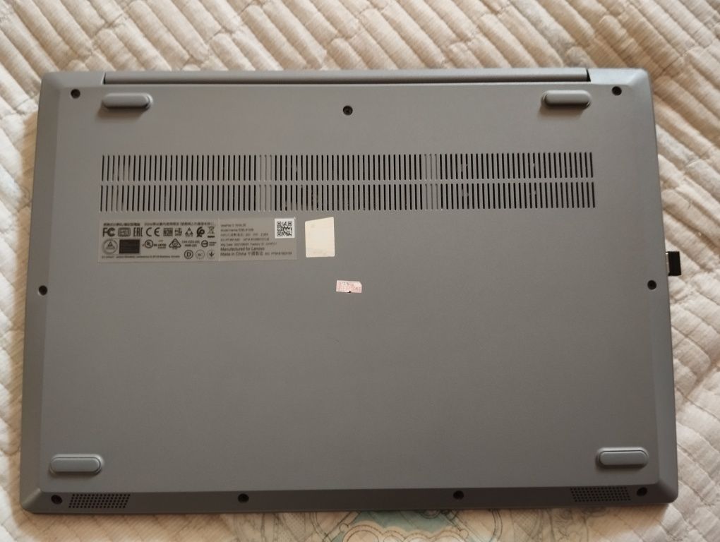 Lenovo notebook sotiladi