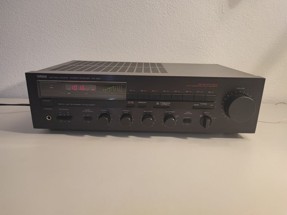 Amplificator Yamaha RX 300 statie amplituner