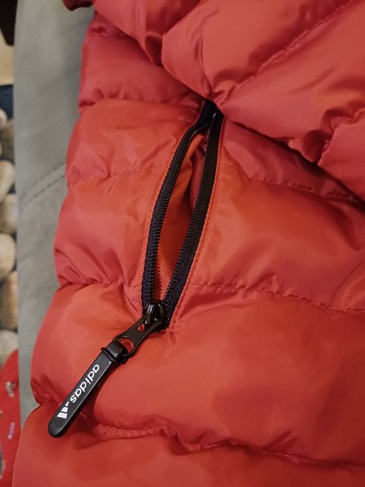 Чисто ново олекотено дамско яке