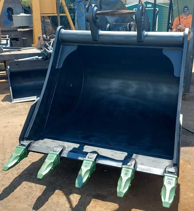 PRODUCĂTOR cupe toate modelele de utilaje după specificații personale.