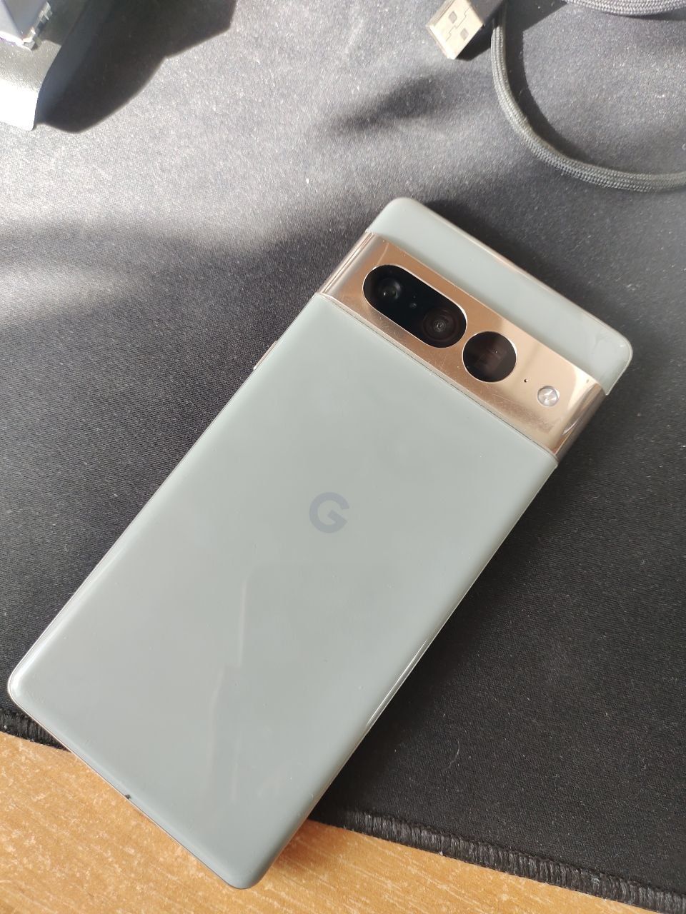 Обменяю pixel 7 pro, торг