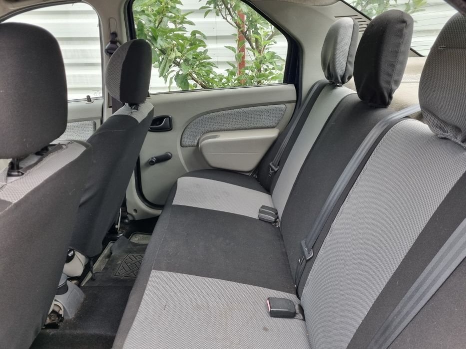 Dacia Logan 1.4 MPI, 75 cp, AC, unic proprietar