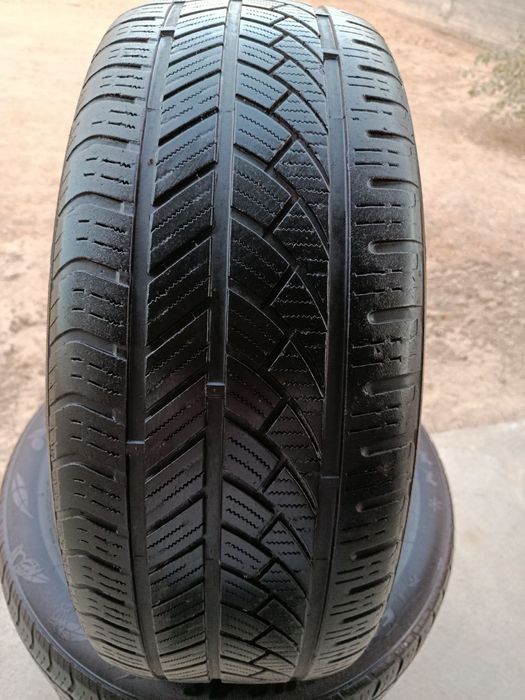 235_55_R19 Gopro 4ta