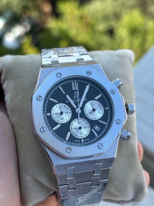 Ceas barbatesc metalic Nou Argintiu-Auriu ÅuḊemarŝ ṔiǴŨet