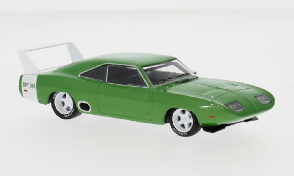 Macheta auto Dodge Charger Daytona 1969 1:43 IXO