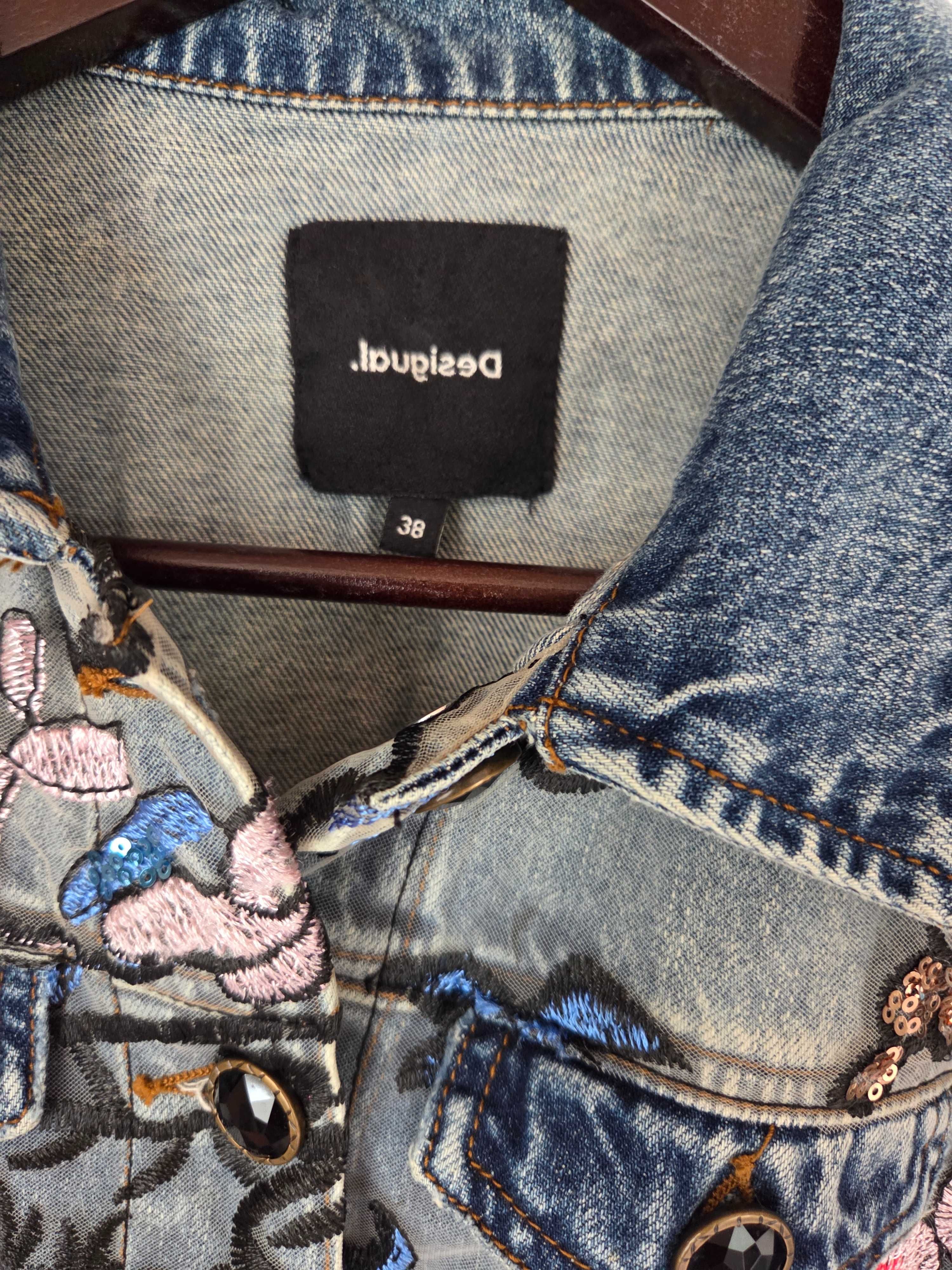 Дънково яке Desigual