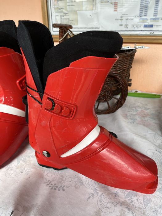 Clăpari marimea 42-43