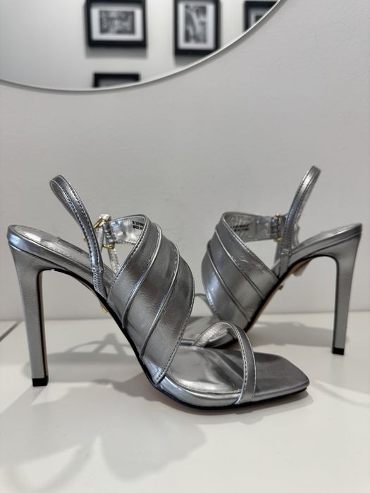 Sandale argintii, top shop