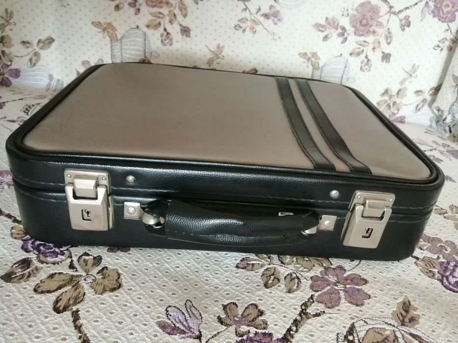 Дипломат СССР в отличном состоянии