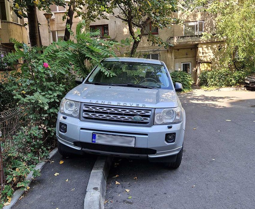 Land Rover Freelander 2